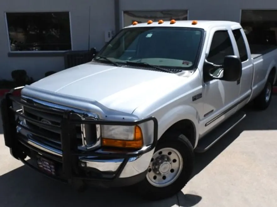 2000 Ford F-250 XLT photo 1