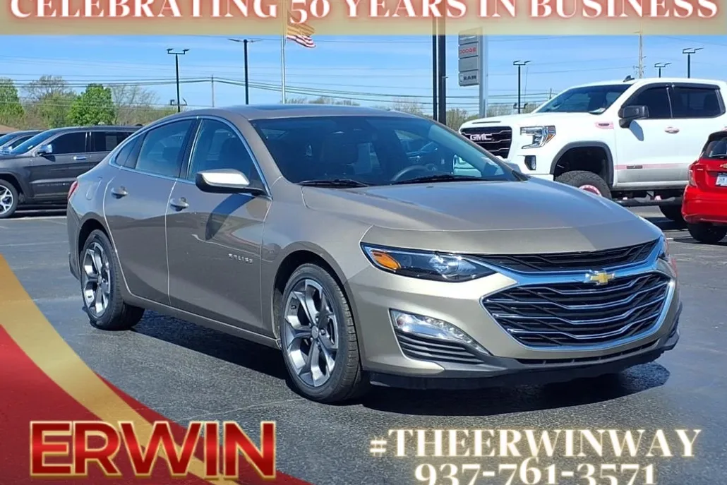 2023 Chevrolet Malibu 1LT photo 1