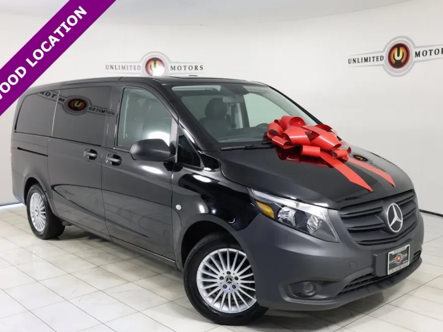 2023 Mercedes Benz Metris Passenger Van photo 1
