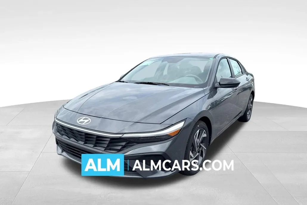 2025 Hyundai Elantra SEL Sport photo 1