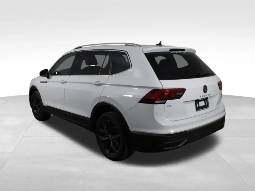 2024 Volkswagen Tiguan SE Wolfsburg Edition photo 1