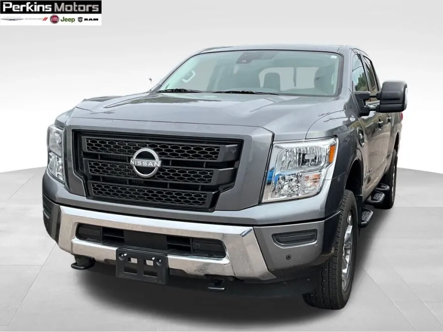 2024 Nissan Titan SV photo 1