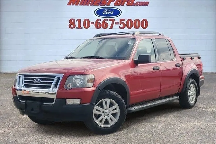 2010 Ford Explorer Sport Trac XLT photo 1