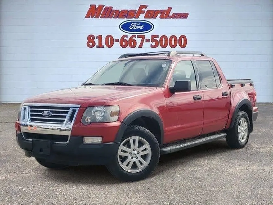 2010 Ford Explorer Sport Trac XLT photo 1