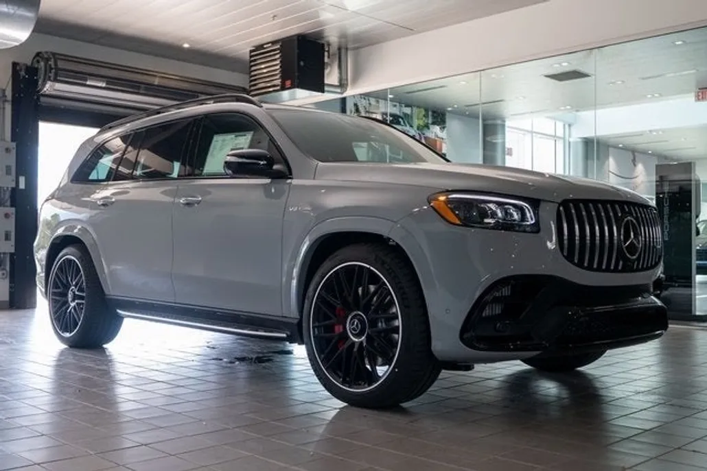 2026 Mercedes Benz GLS 63 AMG 4MATIC photo 1