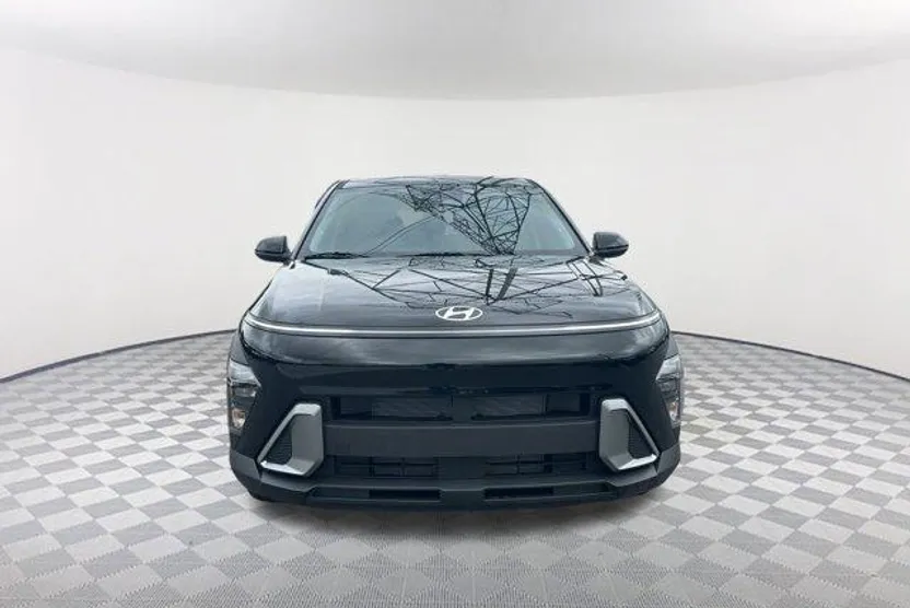 2026 Hyundai Kona SE photo 1