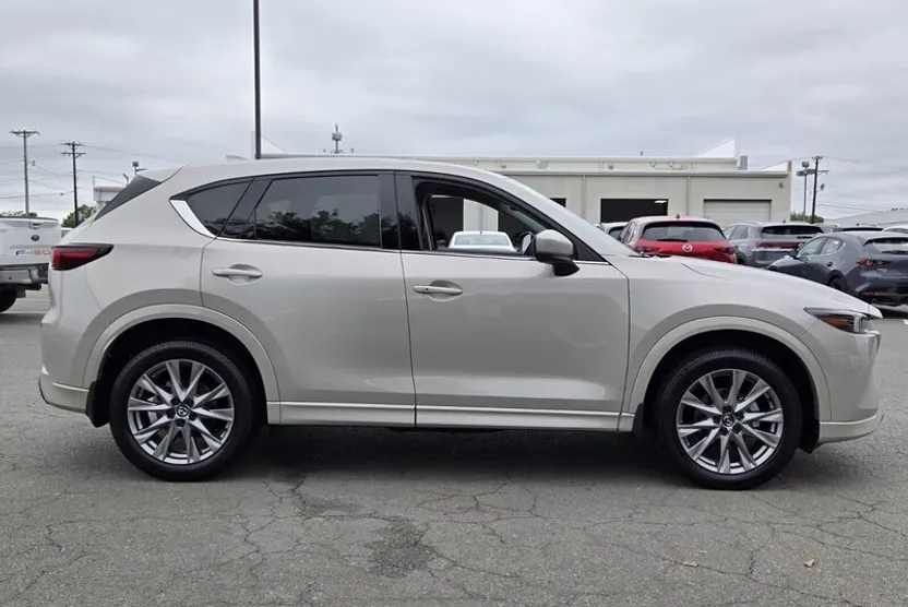 2024 Mazda CX-5 2.5 S Premium photo 1