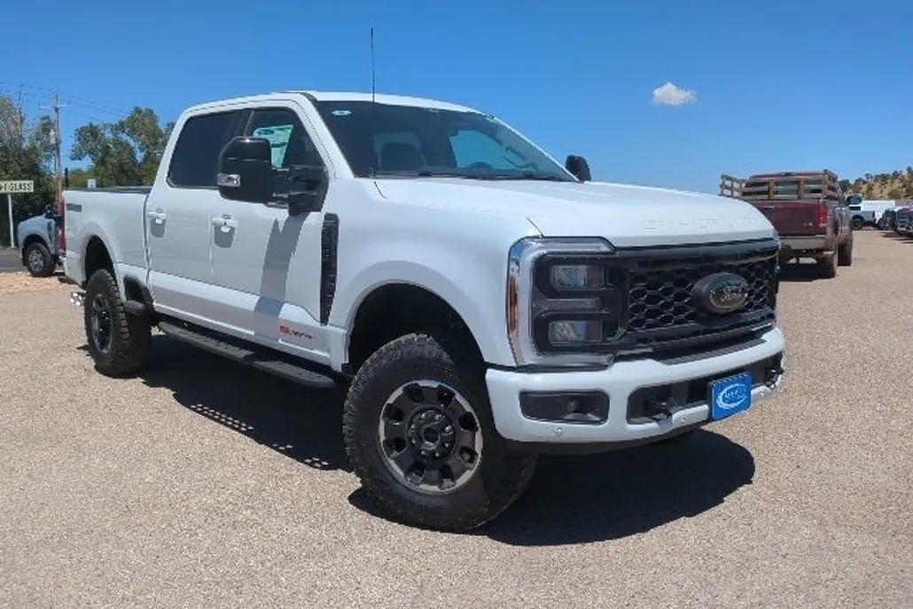 2025 Ford F-350 photo 1