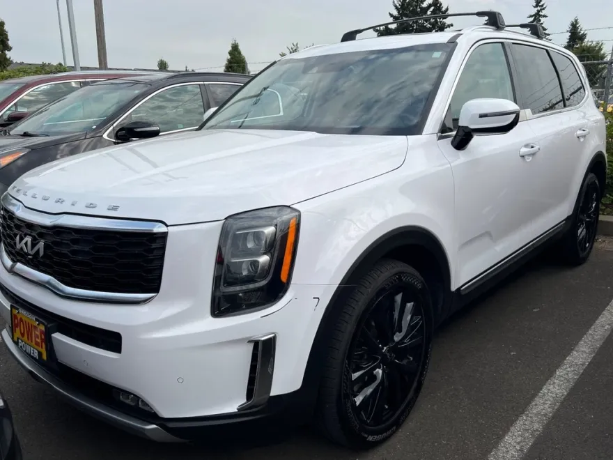 2022 Kia Telluride SX photo 1