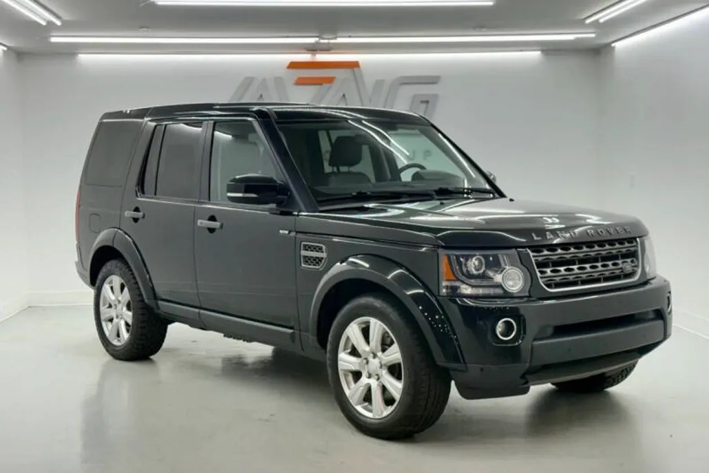 2016 Land Rover LR4 HSE photo 1