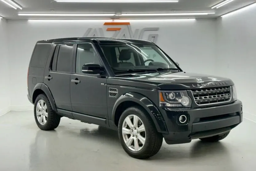 2016 Land Rover LR4 HSE photo 1