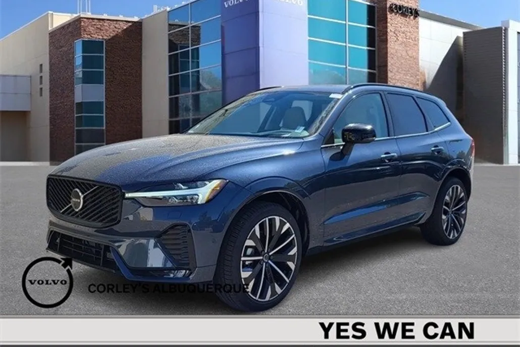 2026 Volvo XC60 B5 photo 1