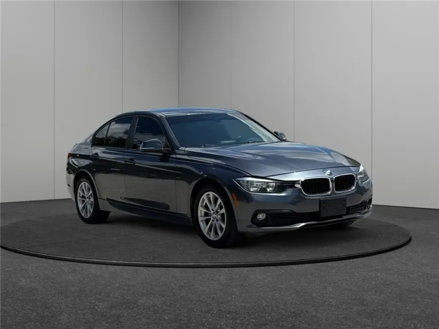 2017 Bmw 320i 320i xDrive SA photo 1