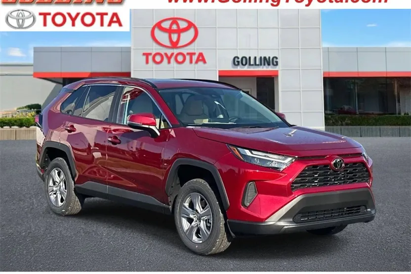 2025 Toyota RAV4 XLE photo 1