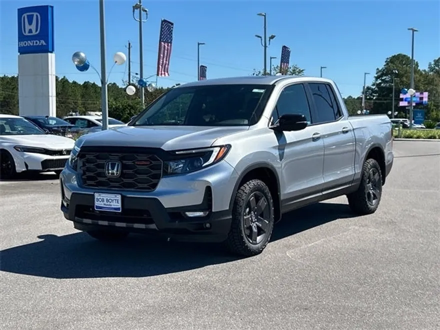 2026 Honda Ridgeline TrailSport photo 1