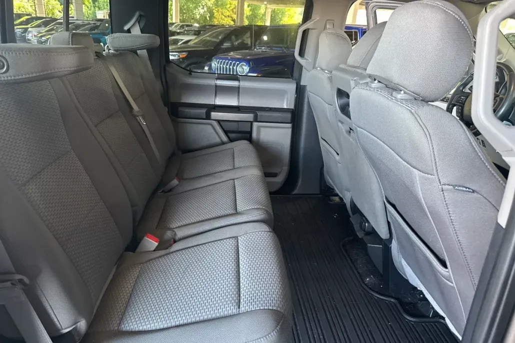 2019 Ford F-150 XLT photo 1