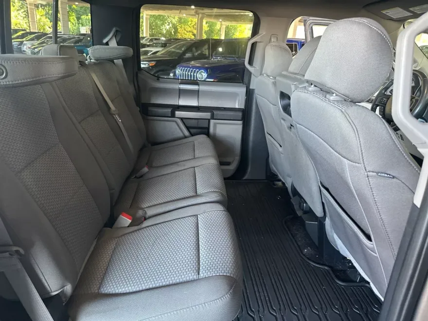 2019 Ford F-150 XLT photo 1
