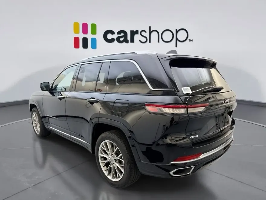 2023 Jeep Grand Cherokee Summit photo 1