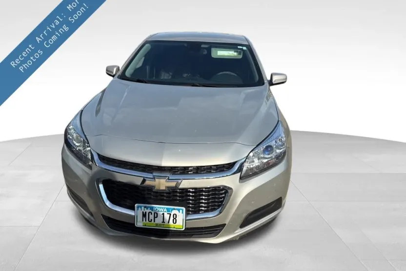 2014 Chevrolet Malibu 1LT photo 1