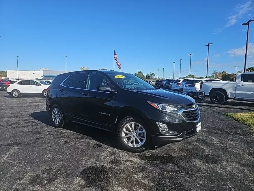2020 Chevrolet Equinox LT photo 1