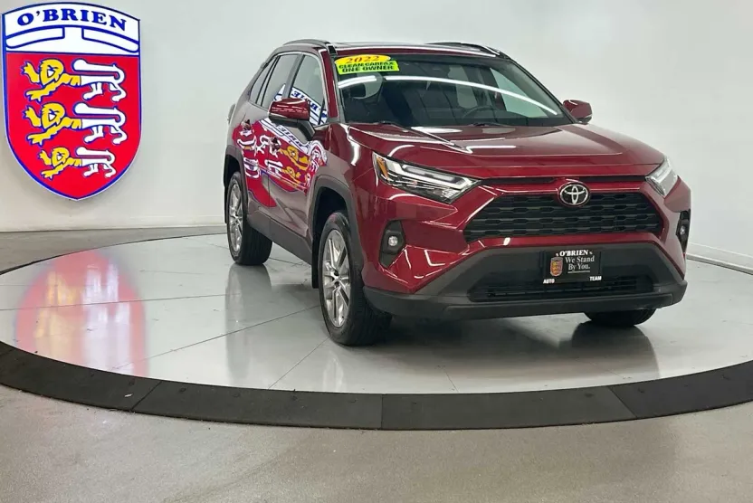 2022 Toyota RAV4 XLE Premium photo 1