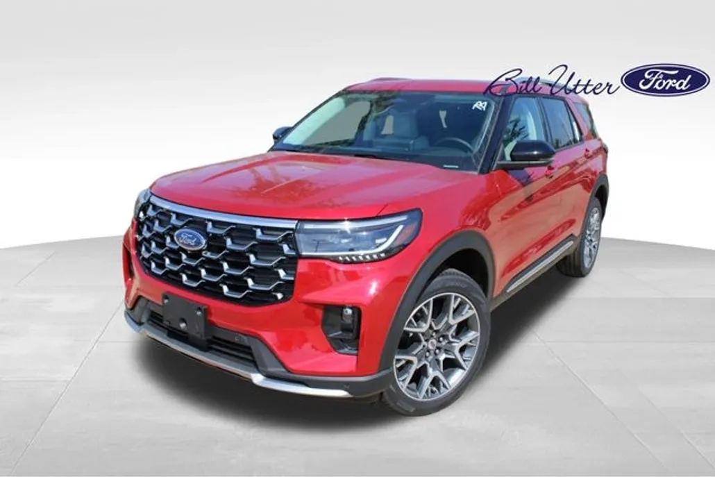 2025 Ford Explorer Platinum photo 1