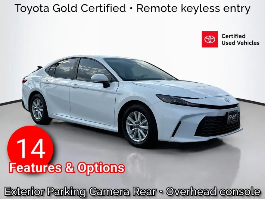 2025 Toyota Camry LE photo 1