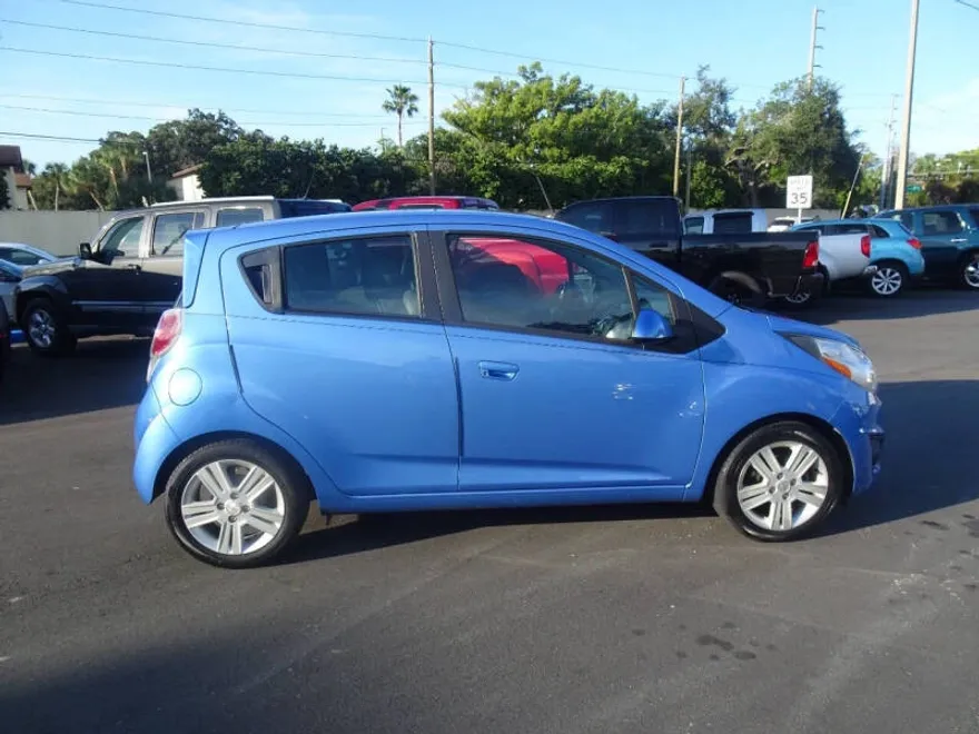 2015 Chevrolet Spark LS photo 1