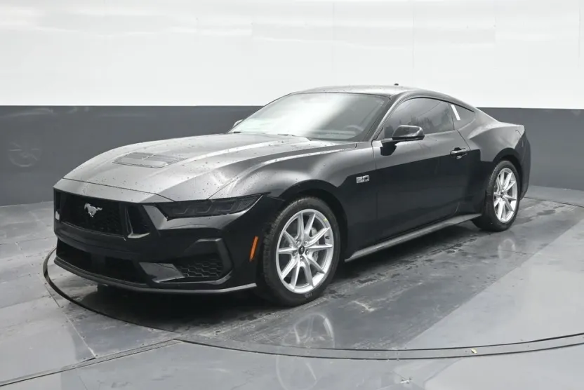 2025 Ford Mustang GT Premium photo 1