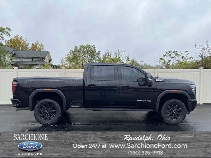 2025 Gmc Sierra HD AT4 photo 1