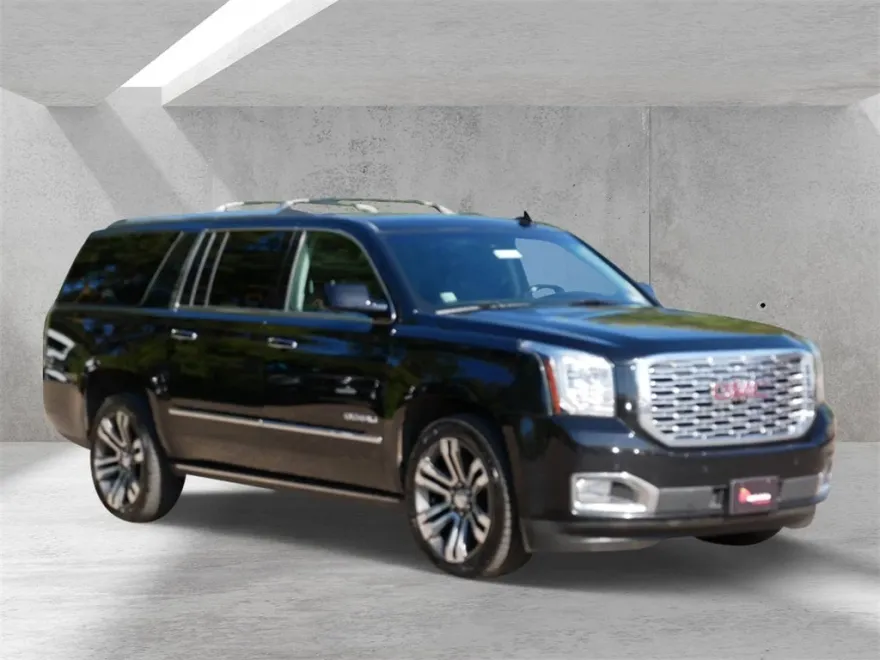 2018 Gmc Yukon XL Denali photo 1