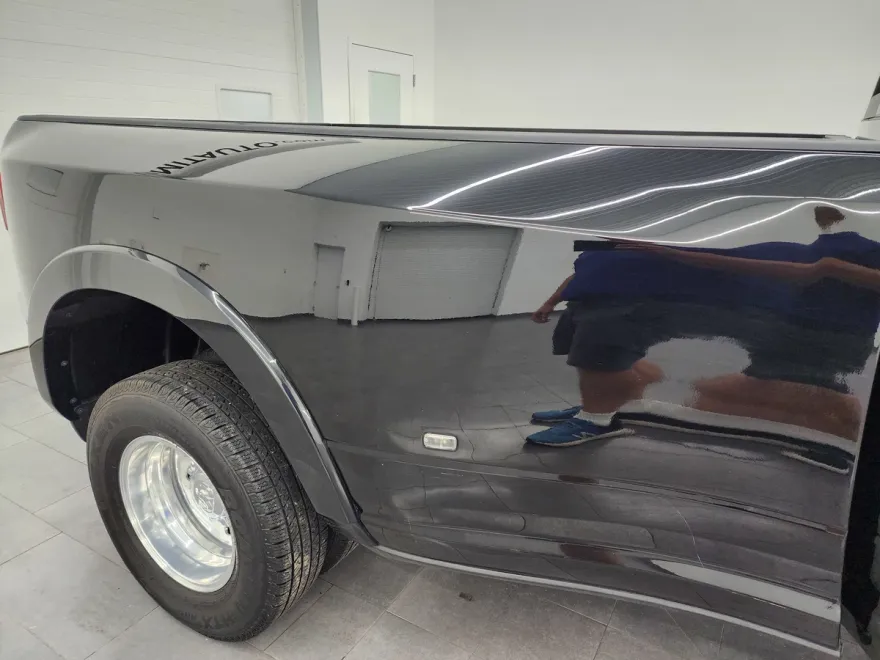 2022 Ram 3500 Longhorn photo 1