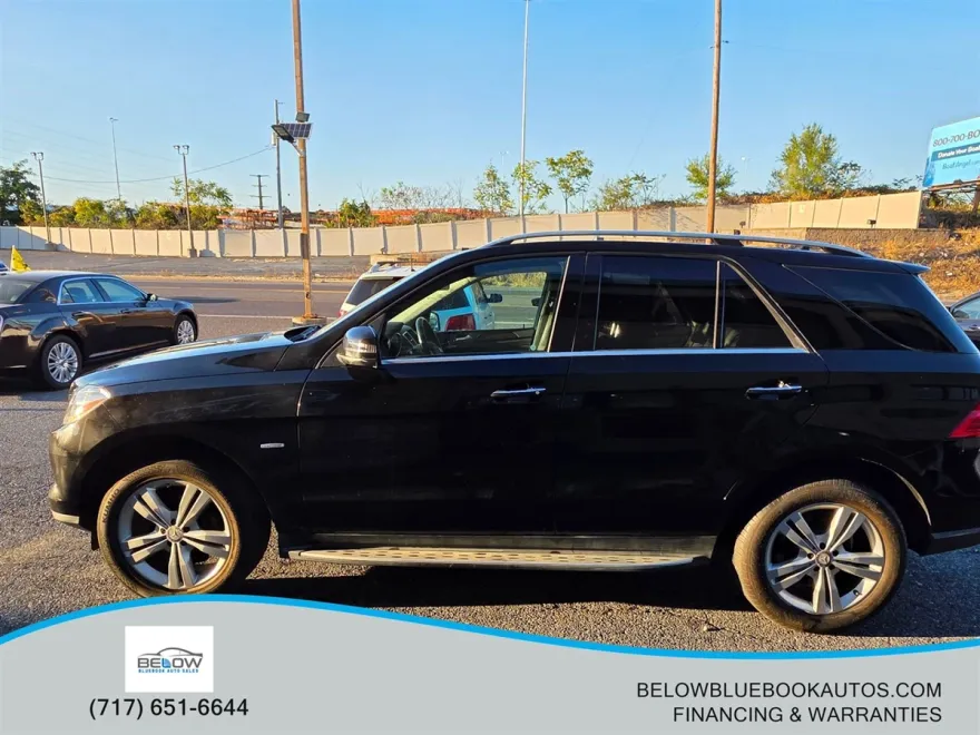 2012 Mercedes Benz ML 350 4MATIC photo 1