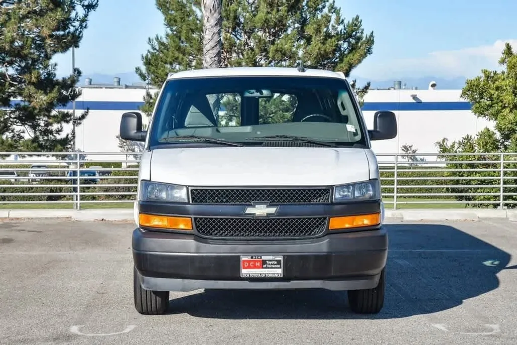 2022 Chevrolet Express 2500 Work Van photo 1