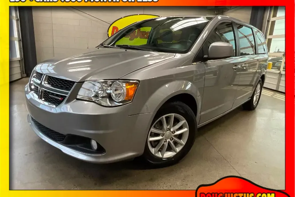 2020 Dodge Grand Caravan SXT photo 1