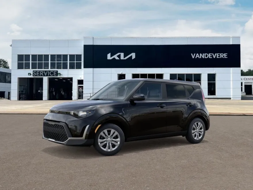 2025 Kia Soul LX photo 1