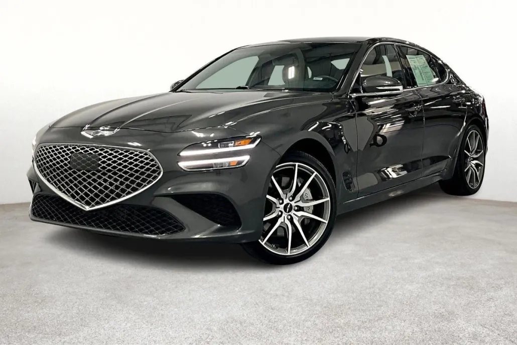 2024 Genesis G70 2.5T photo 1