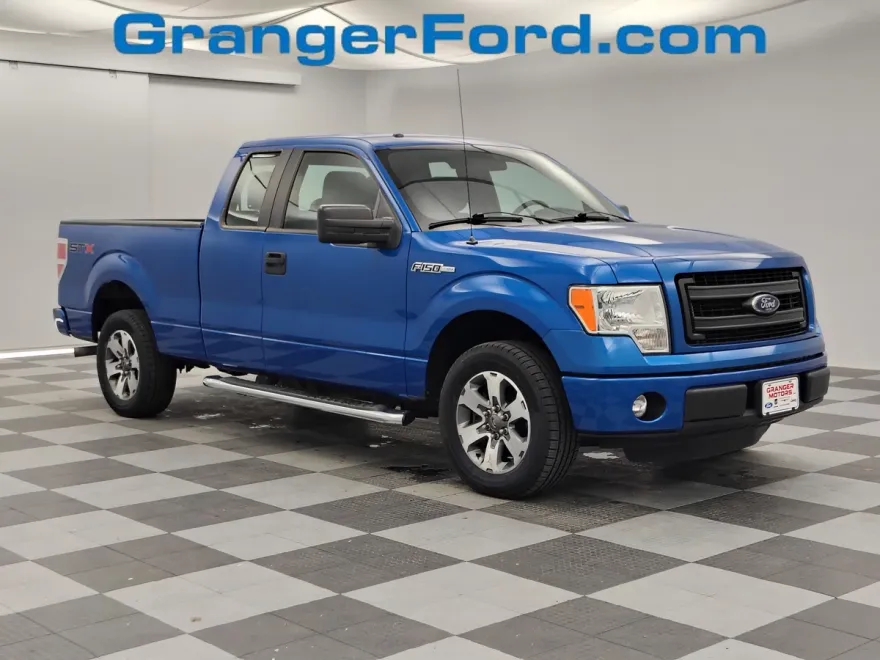 2013 Ford F-150 STX photo 1