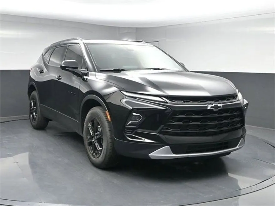 2025 Chevrolet Blazer 2LT photo 1