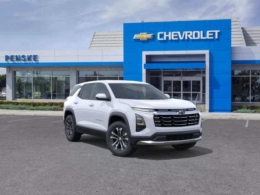 2026 Chevrolet Equinox LT photo 1