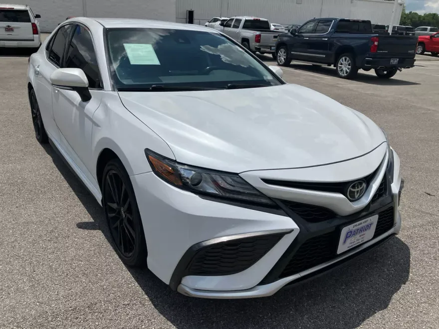 2022 Toyota Camry XSE photo 1