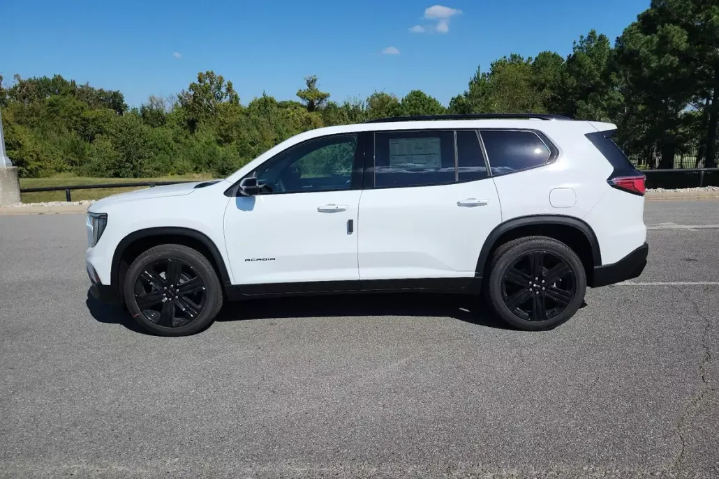 2026 Gmc Acadia Elevation photo 1