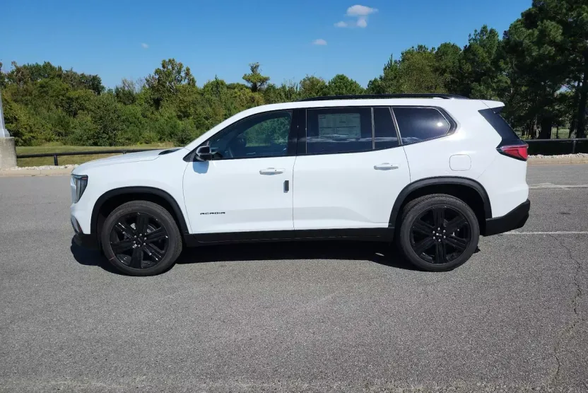 2026 Gmc Acadia Elevation photo 1