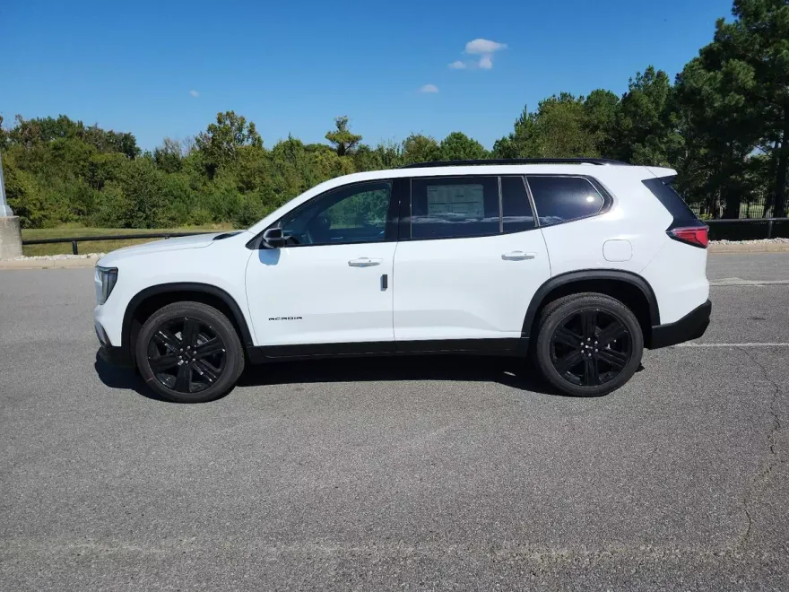 2026 Gmc Acadia Elevation photo 1