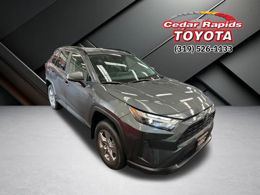 2025 Toyota RAV4 XLE photo 1