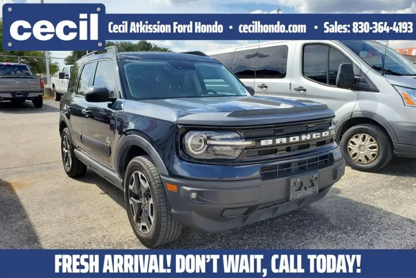 2021 Ford Bronco Sport Outer Banks photo 1