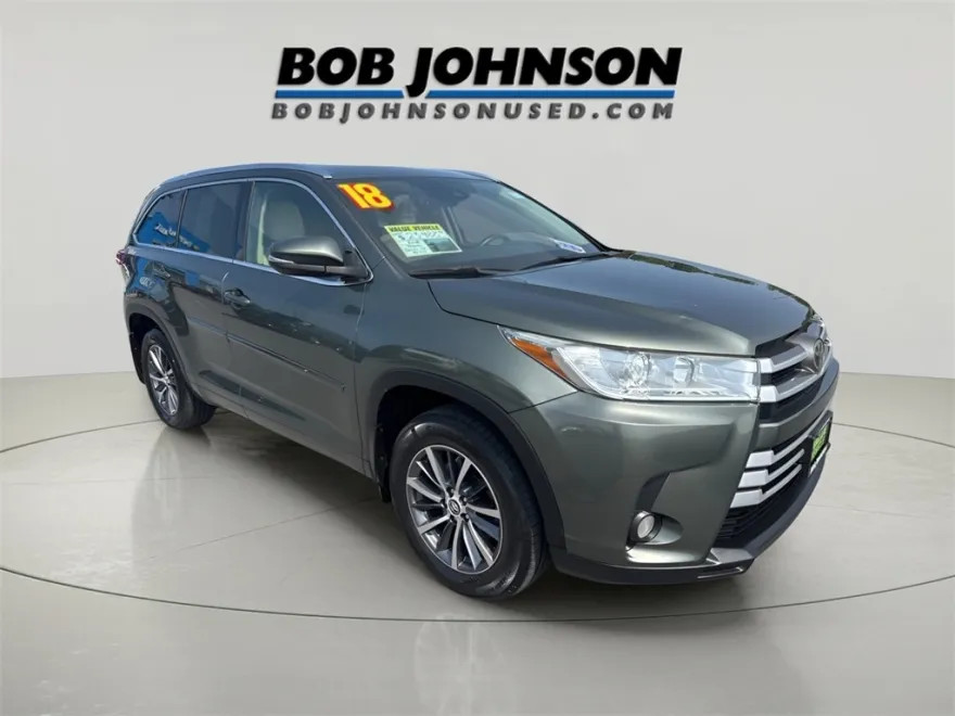 2018 Toyota Highlander SE photo 1