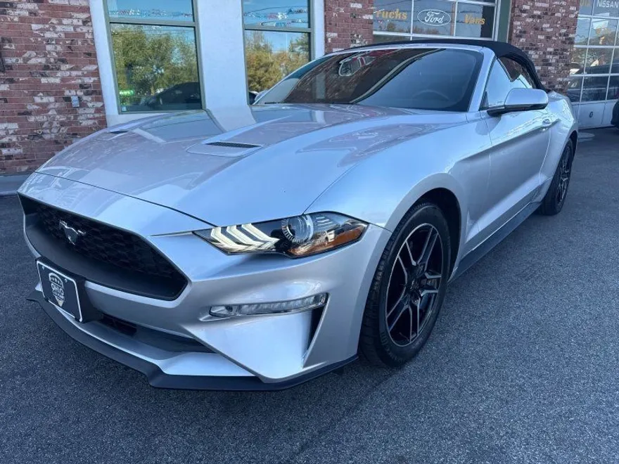 2019 Ford Mustang EcoBoost Premium photo 1