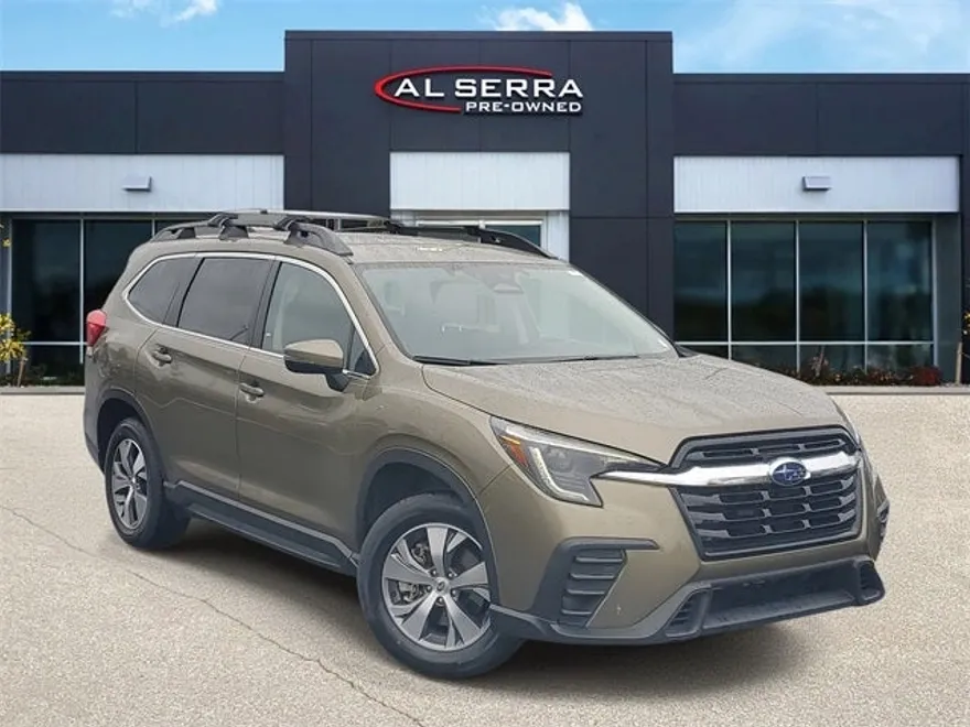 2023 Subaru Ascent Premium photo 1