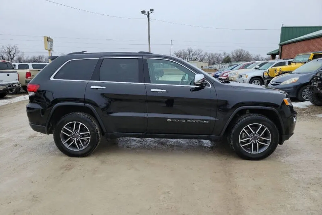 2022 Jeep Grand Cherokee Limited X photo 1